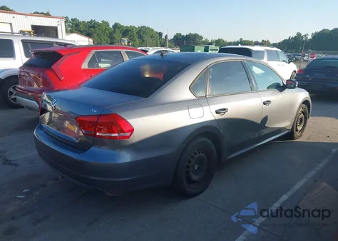 2014 Volkswagen Passat 1.8T S из США, поврежденный, VIN 1VWAT7A36EC052846